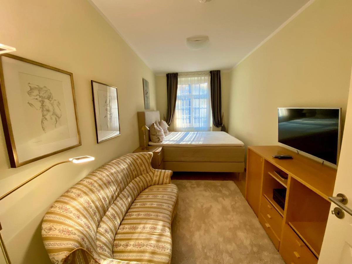 Ferienwohnung Natur Und Kunst Дрезден Екстериор снимка