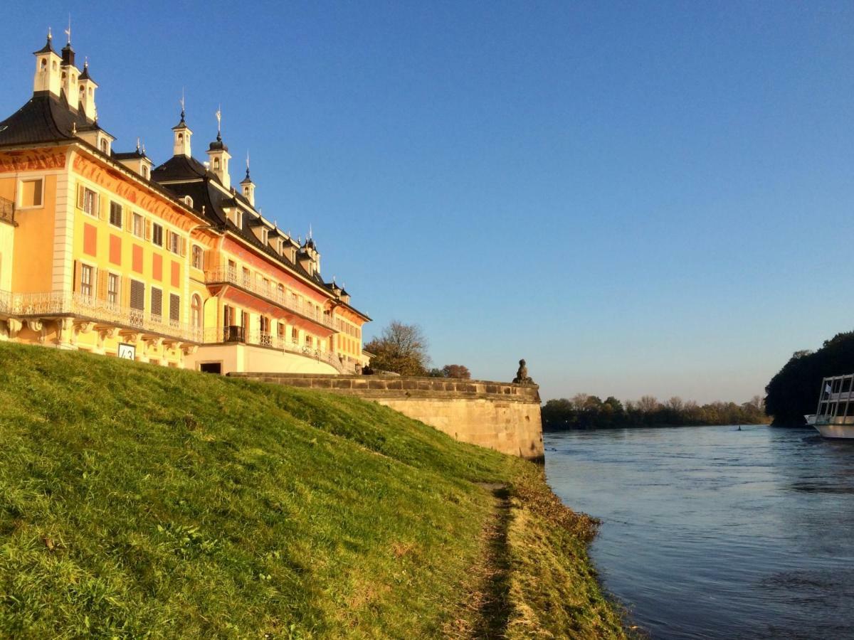 Ferienwohnung Natur Und Kunst Дрезден Екстериор снимка