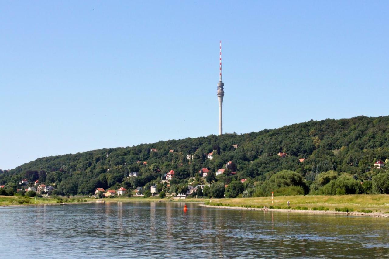 Ferienwohnung Natur Und Kunst Дрезден Екстериор снимка